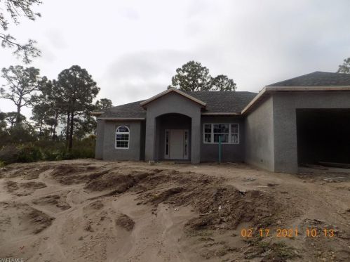 3217 75th St, Lehigh Acres, FL