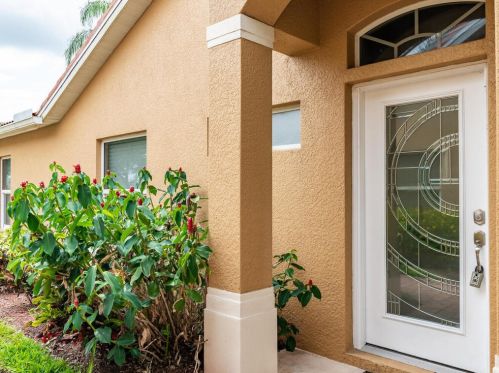 15081 Cortona Way, Naples FL  34120-0669 exterior