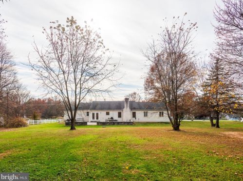 440 Font Rd, Downingtown PA  19335-1526 exterior