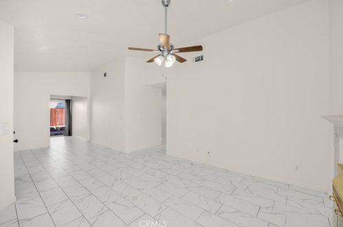 13788 Angeles Dr, Victorville, CA 92392-9075