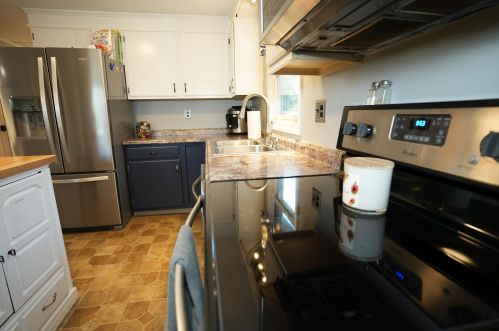 248 Bow Lake Rd, Northwood NH  03261-3315 exterior