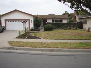 1064 Alisal St, Salinas CA  93901-1052 exterior