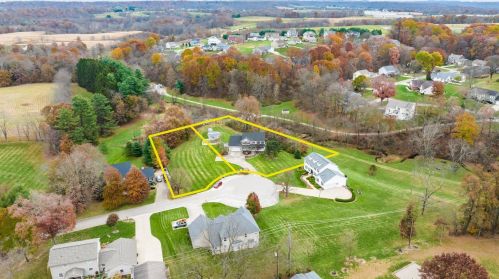 550 Spring Valley Dr, Zanesville OH  43701-0805 exterior