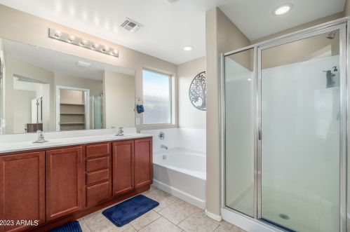 7912 Sorrell Ln, Gilbert AZ  85298-7466 exterior