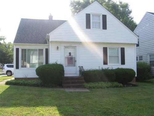 1331 Churchill Rd, Cleveland, OH 44124-1353