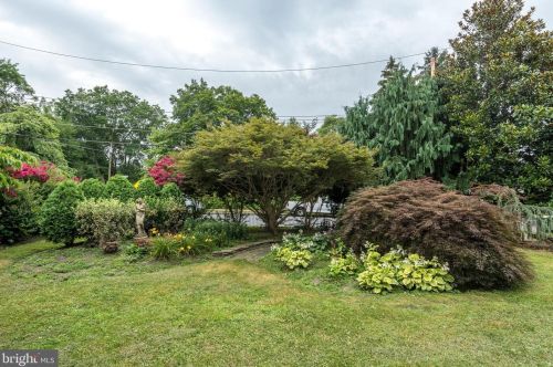 420 Highland Ave, Prospectville PA  19002-5813 exterior