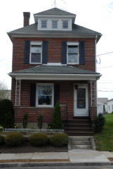 1032 3rd Ave, Hellertown, PA 18055-1608