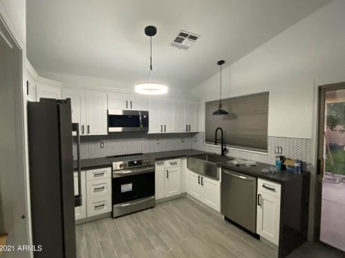 462 Century Ct, Gilbert, AZ 85233-5822