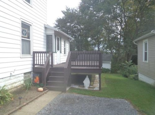 61 High St, New Castle, PA 16101-1638