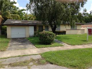 9101 48th Ter, Miami, FL 33165-6656