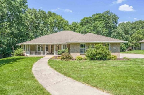 2782 Memorial Dr, Green Bay, WI 54313-6204