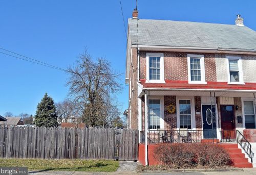 413 Race St, Pottstown, PA 19464-6517
