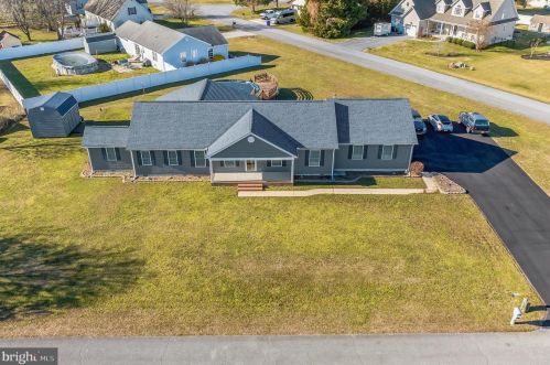 31281 Edgewood Dr, Lewes, DE 19958-3841