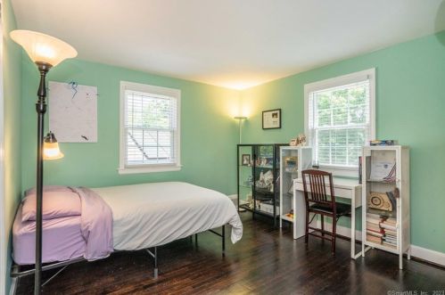 200 Mountain Rd, Hartford CT  06111-1509 exterior