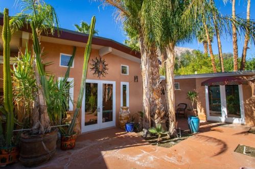 169 Montezuma Rd, Borrego Springs, CA 92004-4271