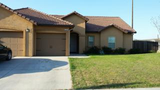 2326 Lorena Ave, Tivy Valley CA  93657-2176 exterior