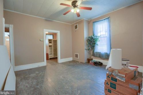 231 Hazel St, Lancaster, PA 17603-5646