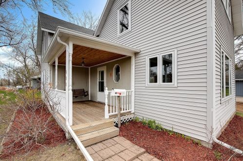 805 3rd St, Princeton MN  55371-1513 exterior