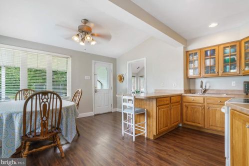 1009 Willow St, Southampton PA  18966-3435 exterior