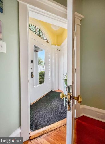 718 Columbia Ave, Lansdale PA 19446-3311 exterior