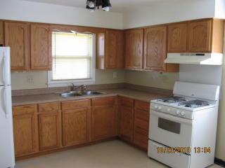 5824 62nd St, Milwaukee WI  53218-2005 exterior