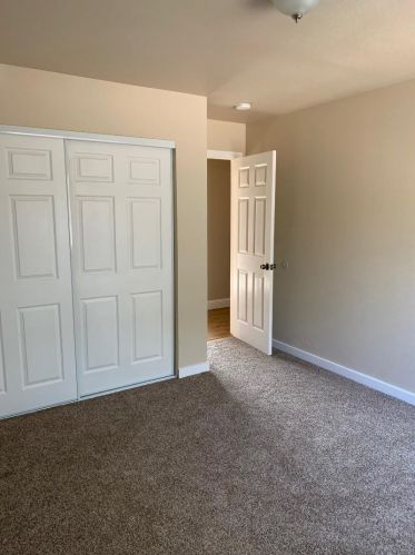 3080 Crumpton Ln, Marina, CA 93933-3738