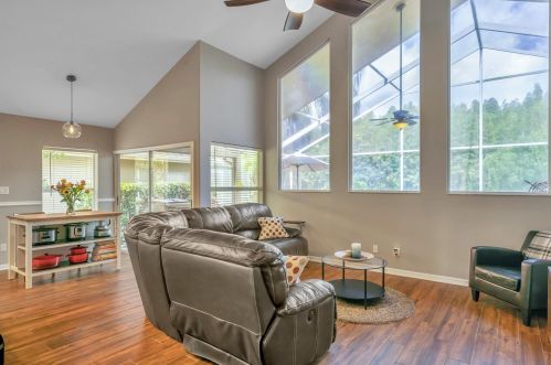 18914 Place Marquette, Lutz FL  33558-5312 exterior