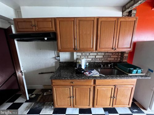 326 Douglas St, Washington DC 20018-2130 exterior