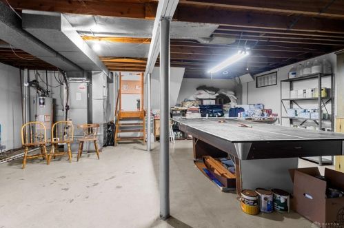 338 Crestway Rd, Englewood OH  45315-9702 exterior