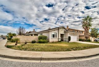 6533 Bristol Ave, Fontana, CA 92336-4131