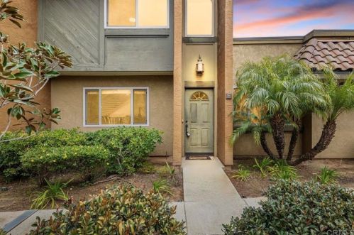 1421 Broadway, Escondido, CA 92026-2647