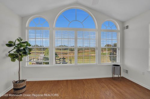 149 Skyline Dr, Lakewood NJ  08701-5737 exterior