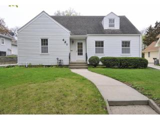 421 3rd St, Faribault, MN 55021-5319