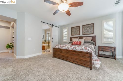 15 Solstice Ct, Oakley CA  94561-1759 exterior