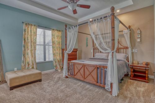 19401 Sweet Grass Way, Lutz FL  33558-5016 exterior