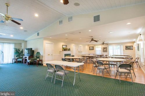 124 Brandon Rd, Norristown PA  19403-3394 exterior