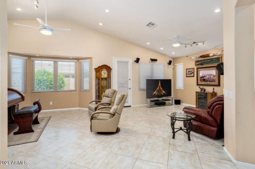 18042 Legend Dr, Sun City, AZ 85374-2928