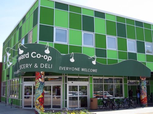 2105 25 Ave, Minneapolis MN 55406-1018 exterior