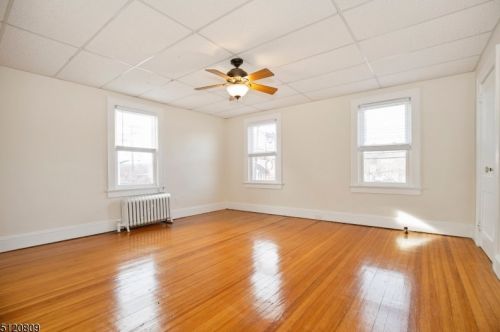 215 Speedwell Ave, Morristown NJ  07960-2987 exterior