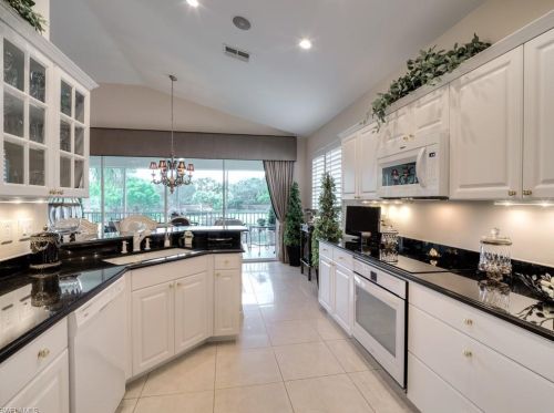23156 Rosedale Dr, Bonita Springs, FL 34135-8218