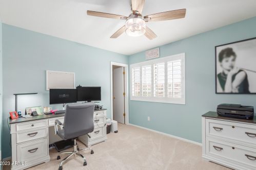 5722 Larkspur Dr, Glendale AZ  85304-1612 exterior