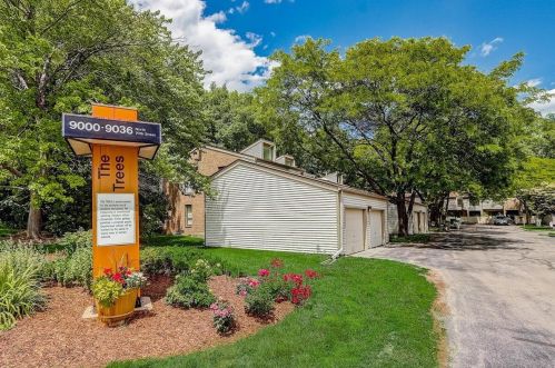 9024 70th St, Milwaukee WI 53223-2114 exterior