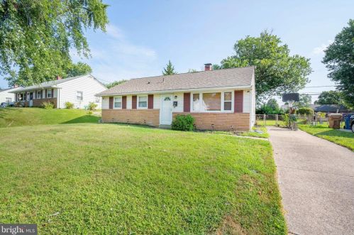 123 Dyer Ave, New Castle, DE 19720-2052