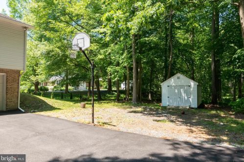 237 Forrestal Dr, Bear, DE 19701-1642