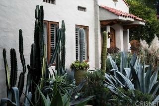 245 Meridith Ave, Pasadena, CA 91106-3508