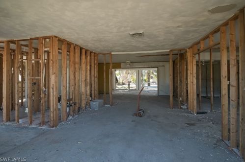 8100 Lagoon Rd, Fort Myers Beach FL  33931-5007 exterior