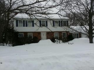 18 Himoor Cir, Randolph, MA 02368-2429