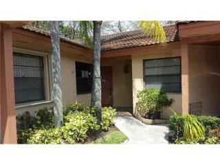 17294 60th Ct, Hialeah FL  33015-4619 exterior