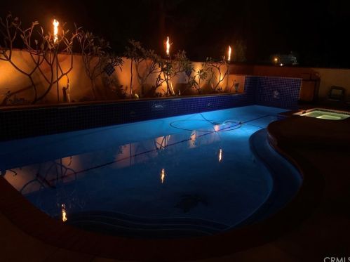 832 Stevely Ave, Long Beach CA 90808-4438 exterior