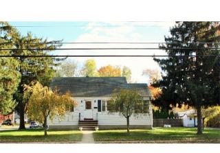 349 Manalapan Rd, Spotswood, NJ 08884-1817